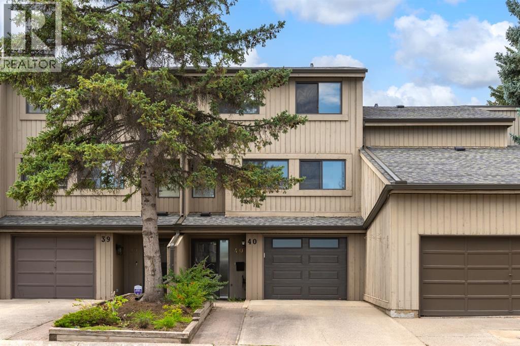 10401 19 Street Sw Unit 40, Calgary, AB T2W 3E7