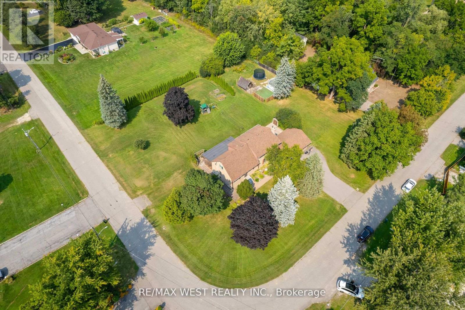 45 Marysfield Dr, Brampton, ON L6P 0J2