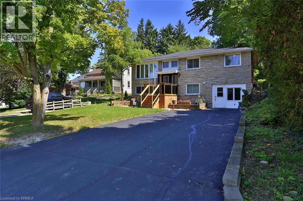 73 Milton St, New Hamburg, ON N3A 1N7