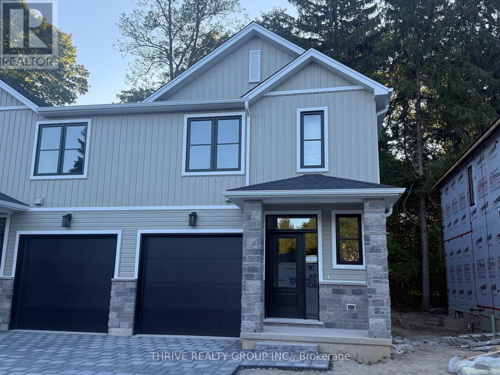 4 279 Hill St, Central Elgin, ON N5L 0C4
