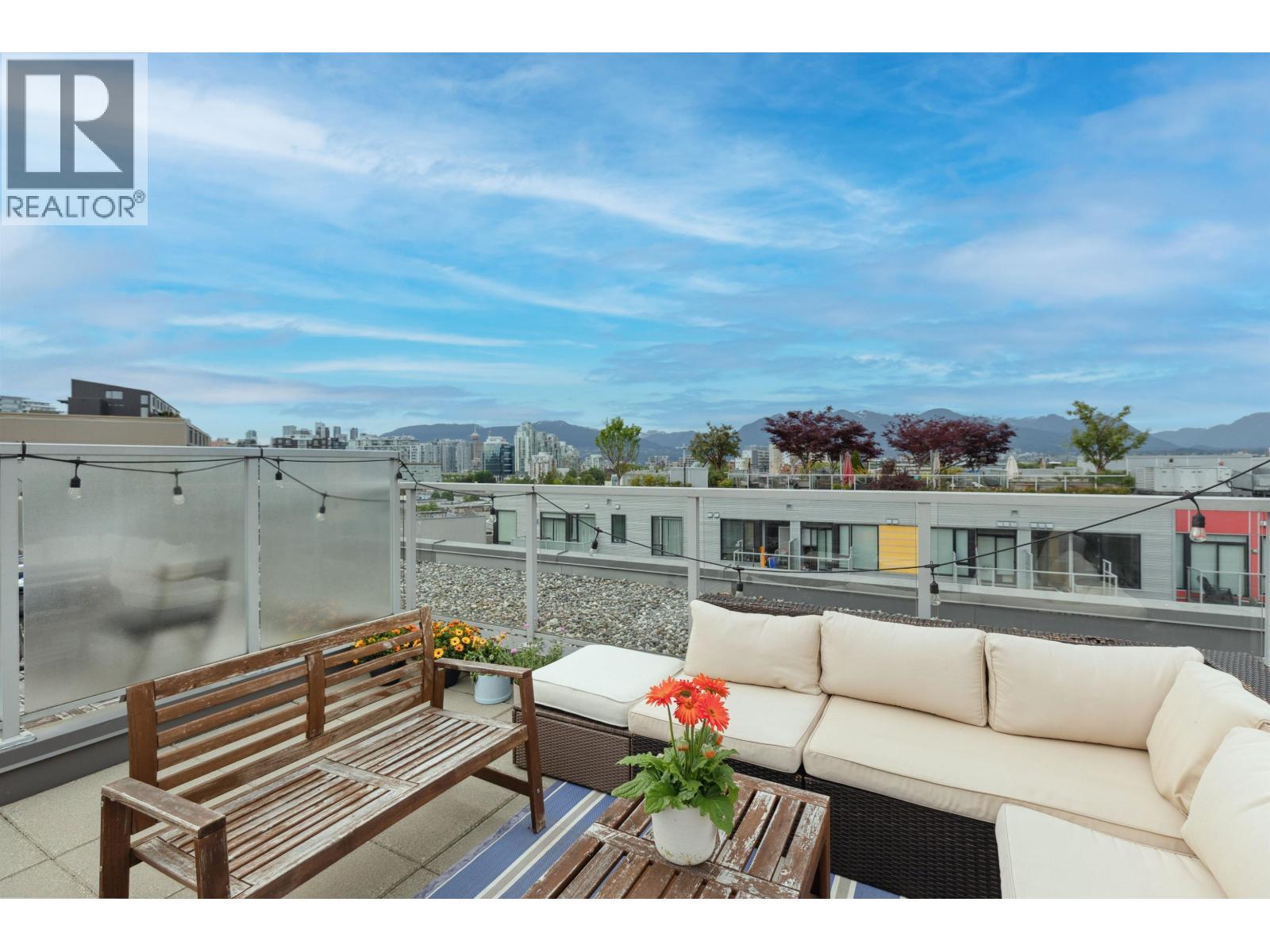 417 Great Northern Way Unit 605, Vancouver, BC V5T 0G7