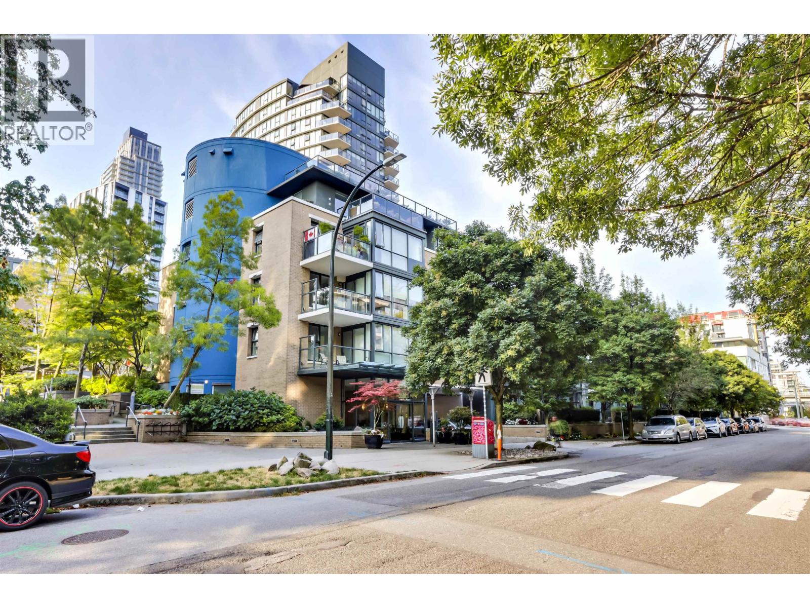 1450 W 6th Avenue Unit 310, Vancouver, BC V6H 4H9