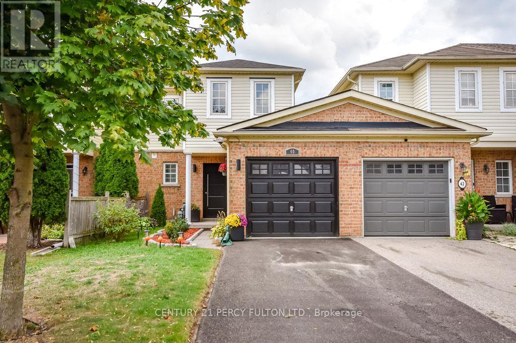 40 Mccann Ln, Essa Angus, ON L0M 1B4