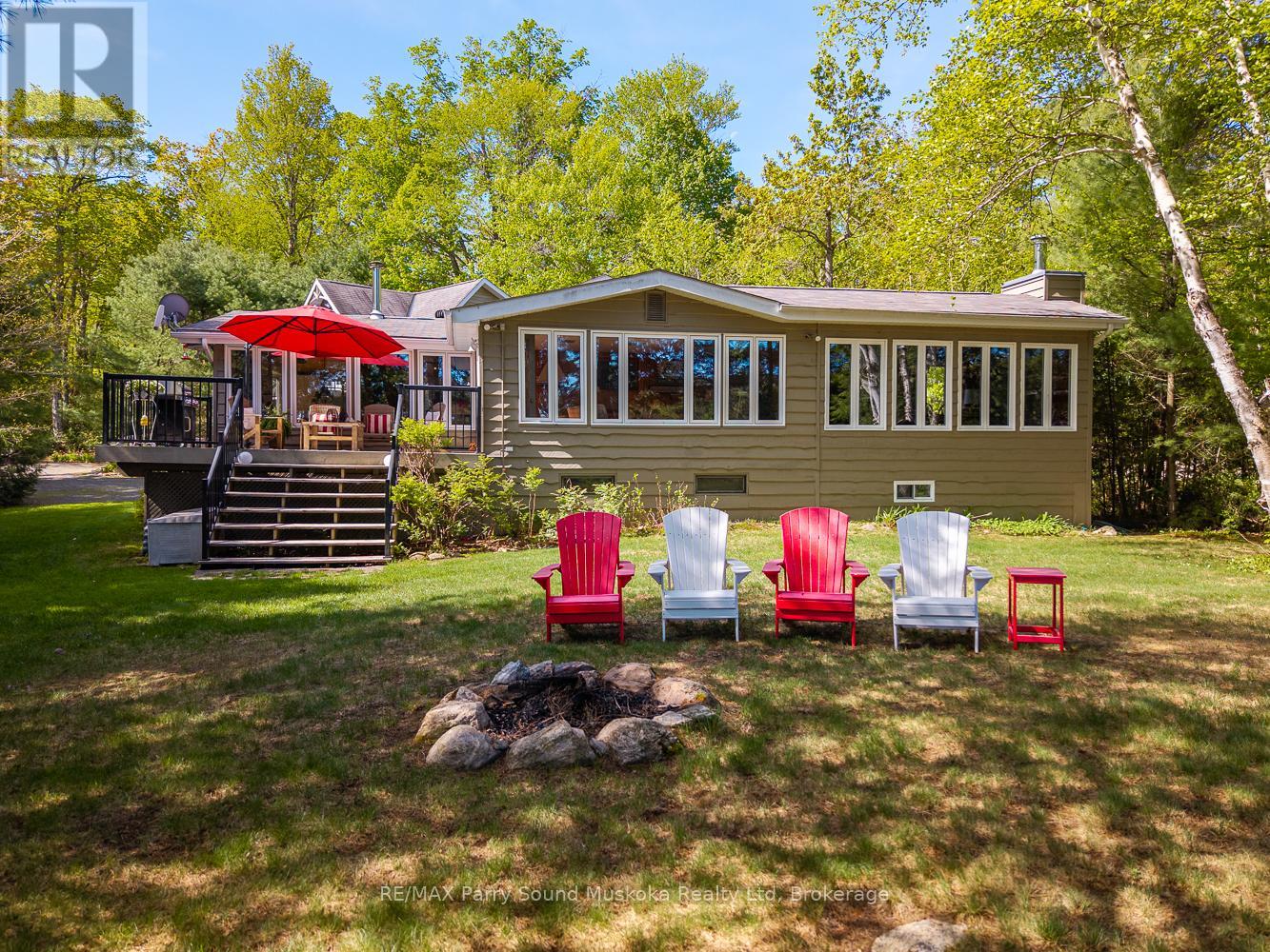 3 Maureen Dr, Seguin, ON P2A 2W8