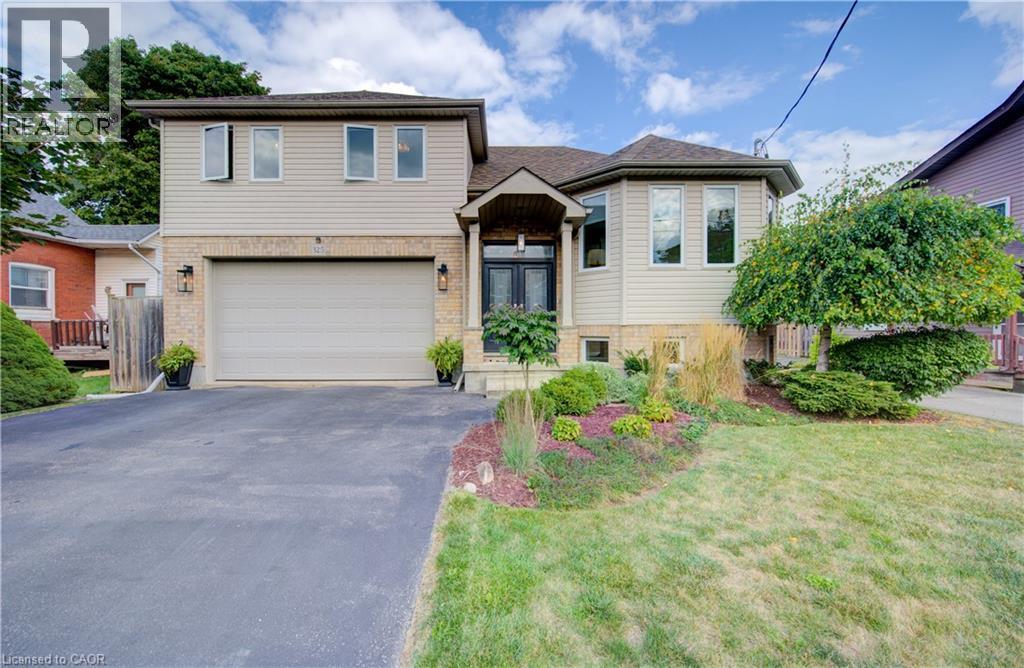 325 Middle St, Cambridge, ON N3H 3Z7