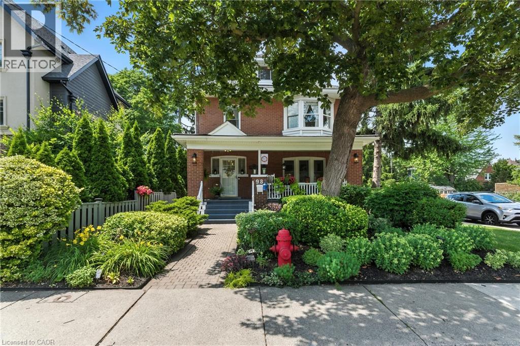 98 Kensington Ave S, Hamilton, ON L8M 3H3