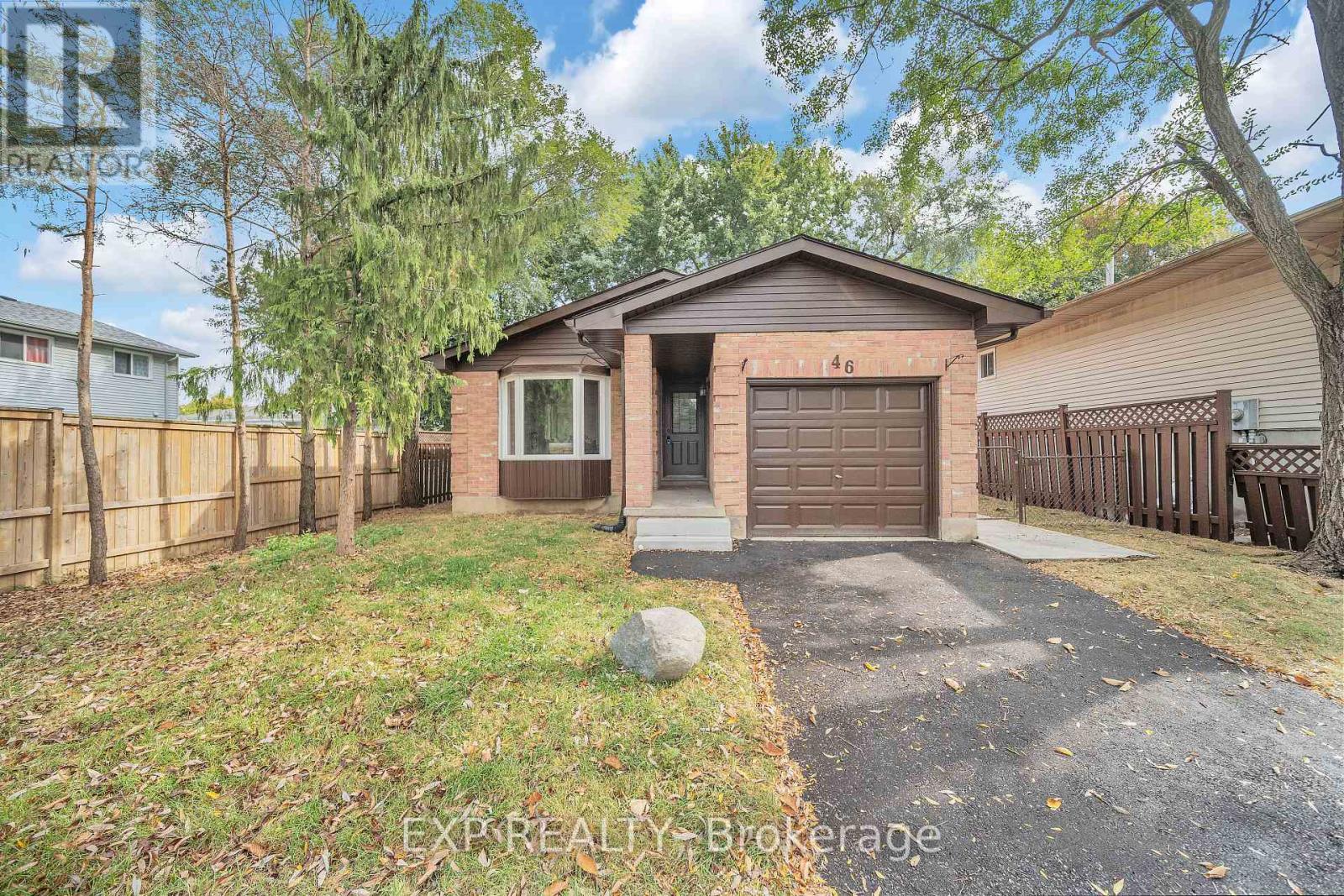 46 Bonaparte Ln, London, ON N5V 4A8