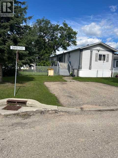 38 Davio Pl, Whitecourt, AB T7S 1V2