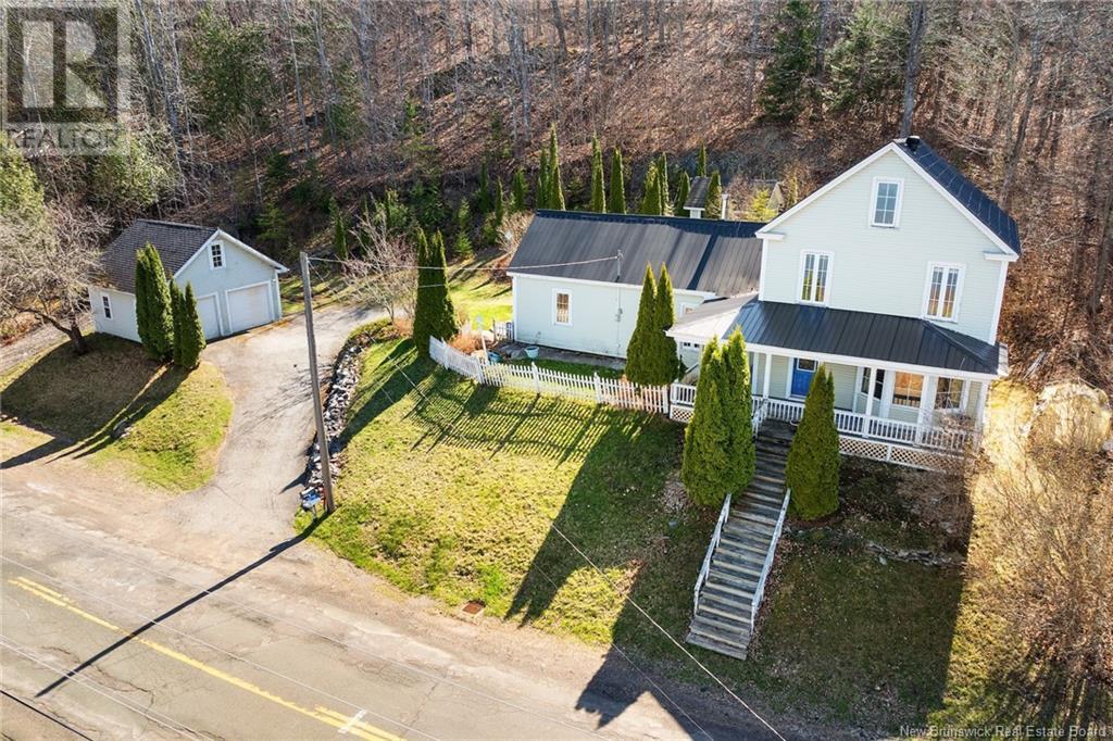 5298 Route 102, Hampstead, NB E5M 2C2
