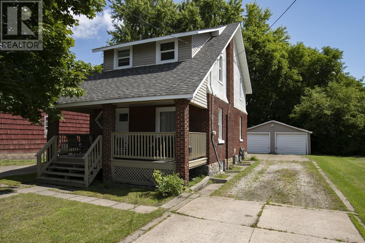 394 Charles St, Sault Ste. Marie, ON P6C 3L3