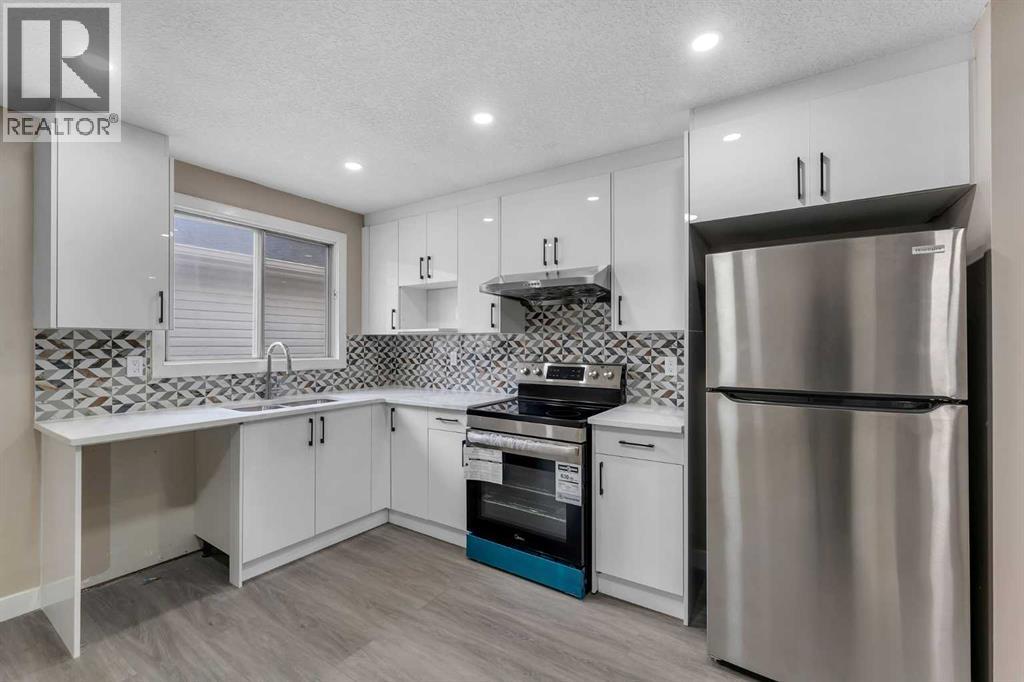 380 Falton Dr NE, Calgary, AB T3J 2X3