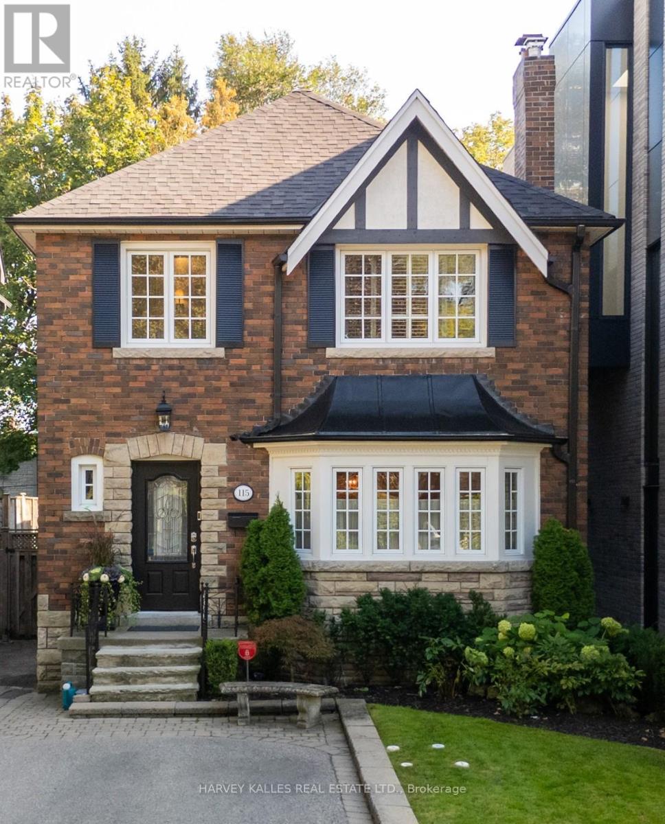 115 Wembley Rd, Toronto, ON M6C 2G5