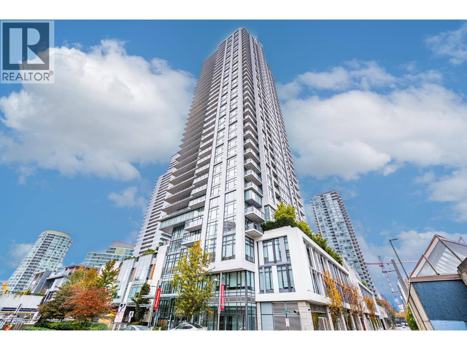 6098 Station Street Unit 1711, Burnaby, BC V5H 0H4
