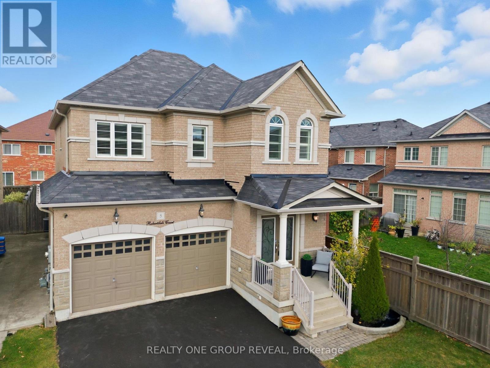 5 Robertdale Ct, Whitchurch-Stouffville, ON L4A 0Y5