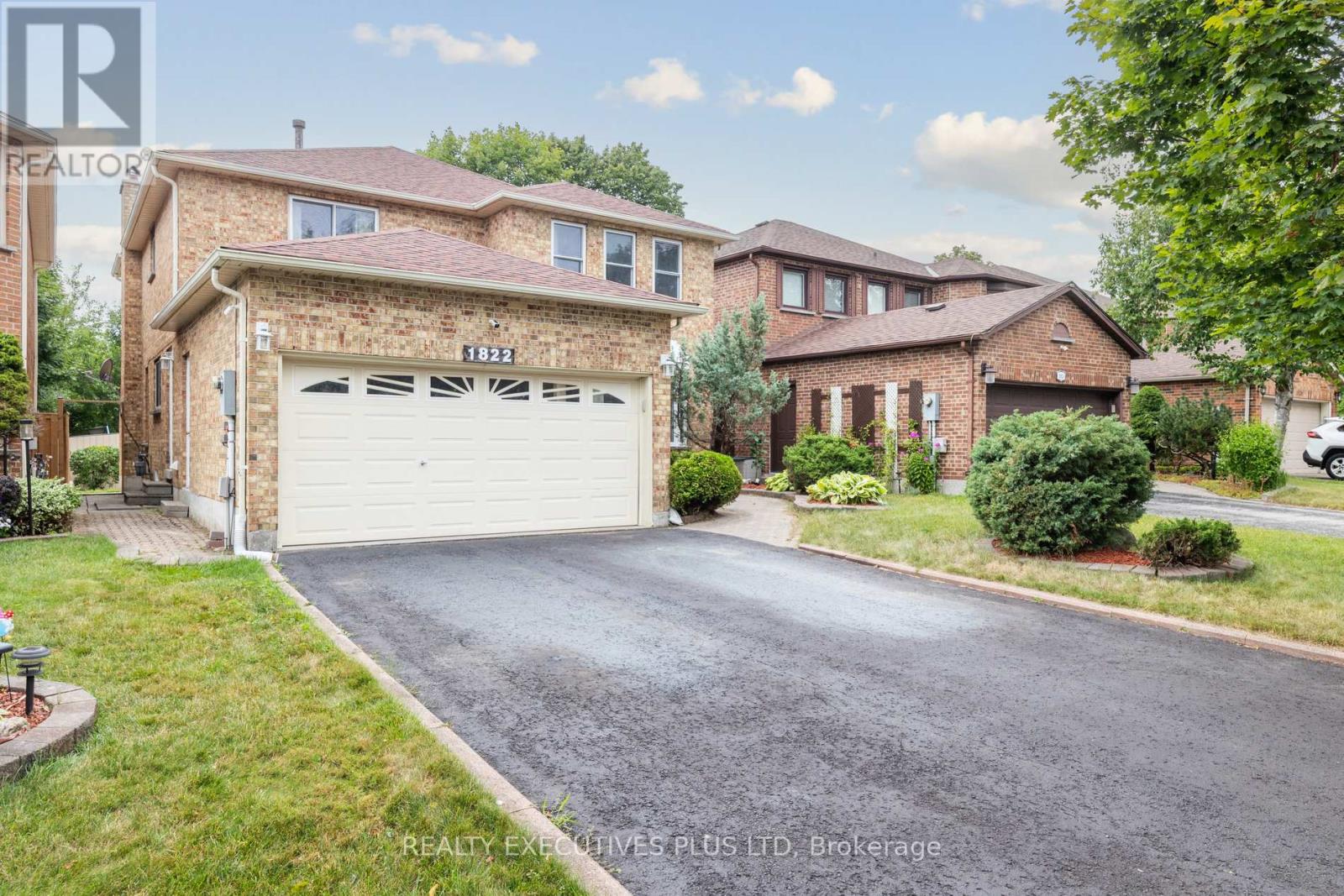 1822 Forestview Dr, Pickering, ON L1V 5T6