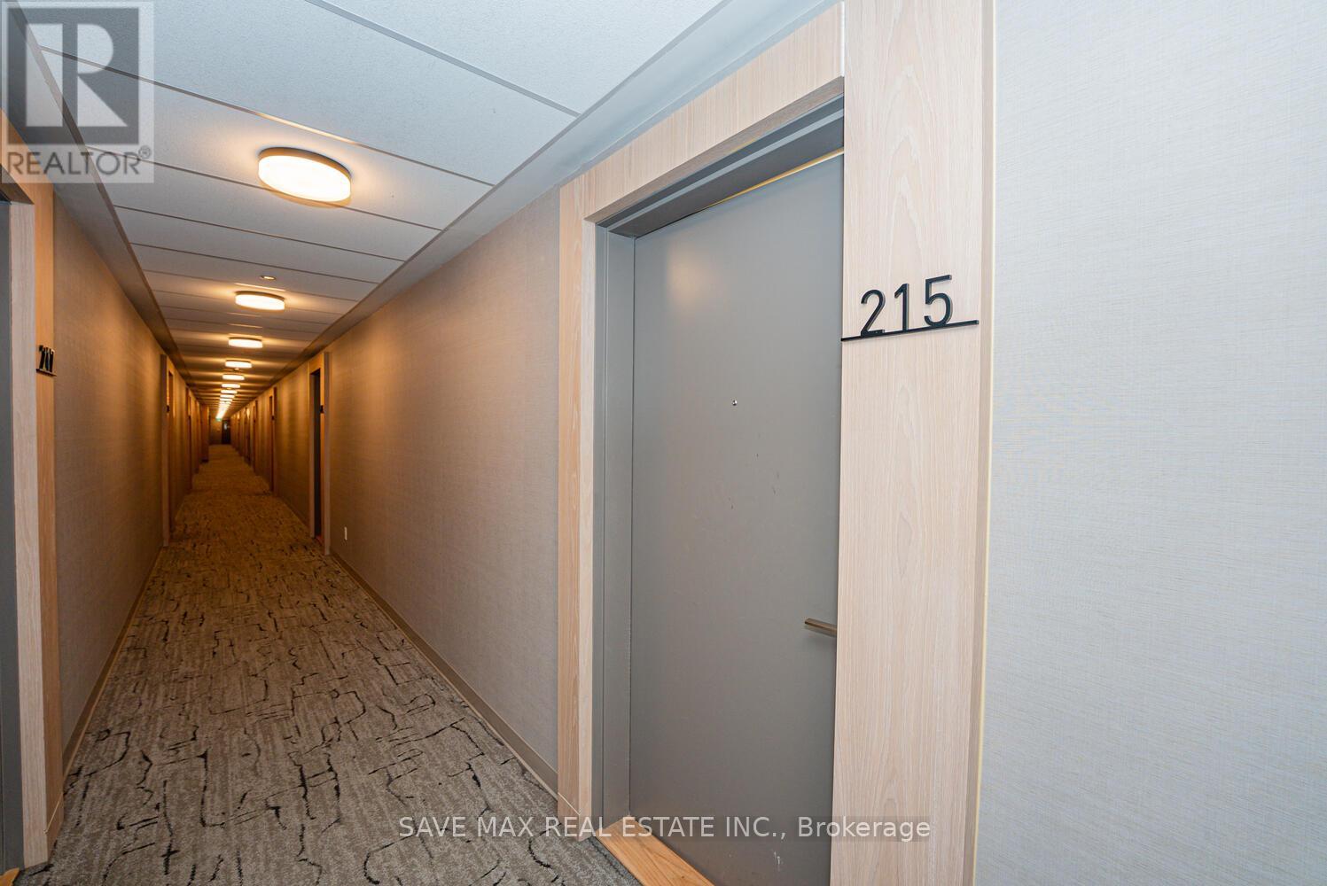 215 155 Downsview Park Blvd, Toronto, ON M3K 0E3