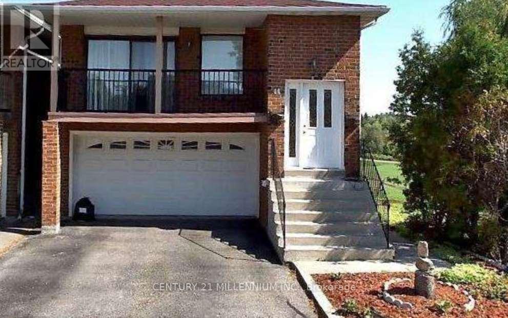 44 Lakecrest Trl, Brampton, ON L6Z 1S6