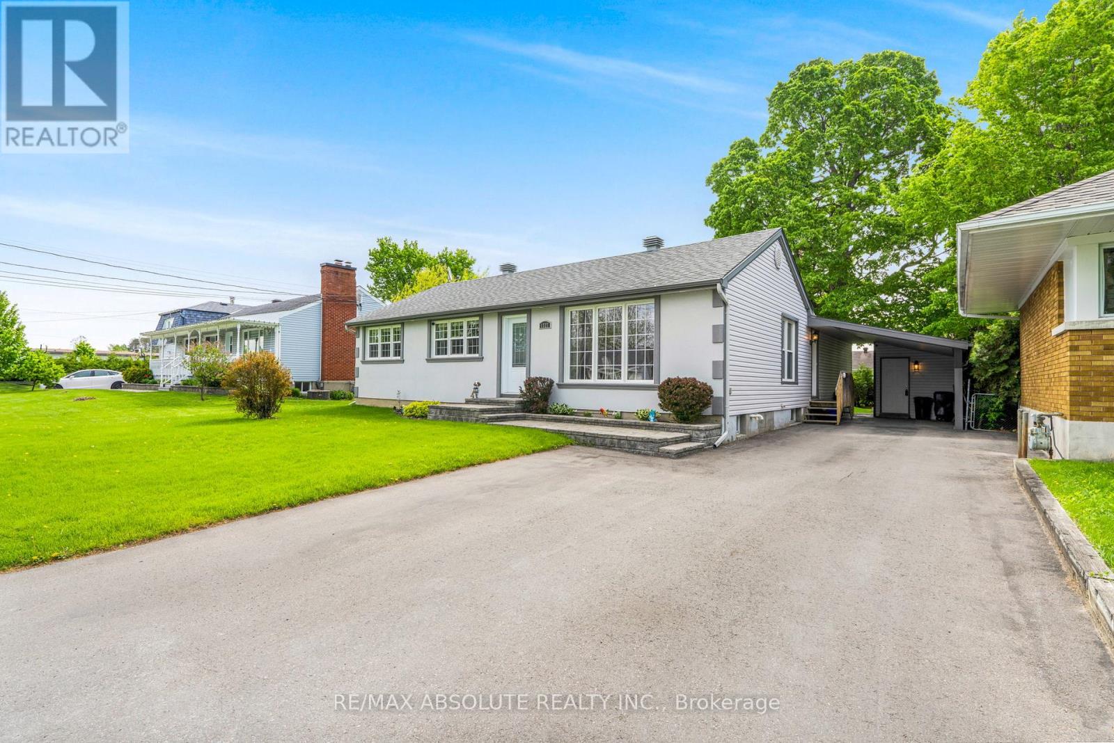 1727 Chene St, Clarence-rockland, ON K4K 1K5