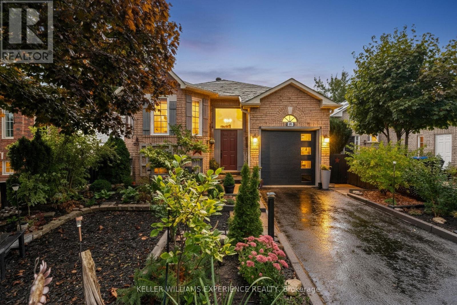 204 Dyer Dr, Wasaga Beach, ON L9Z 1L9