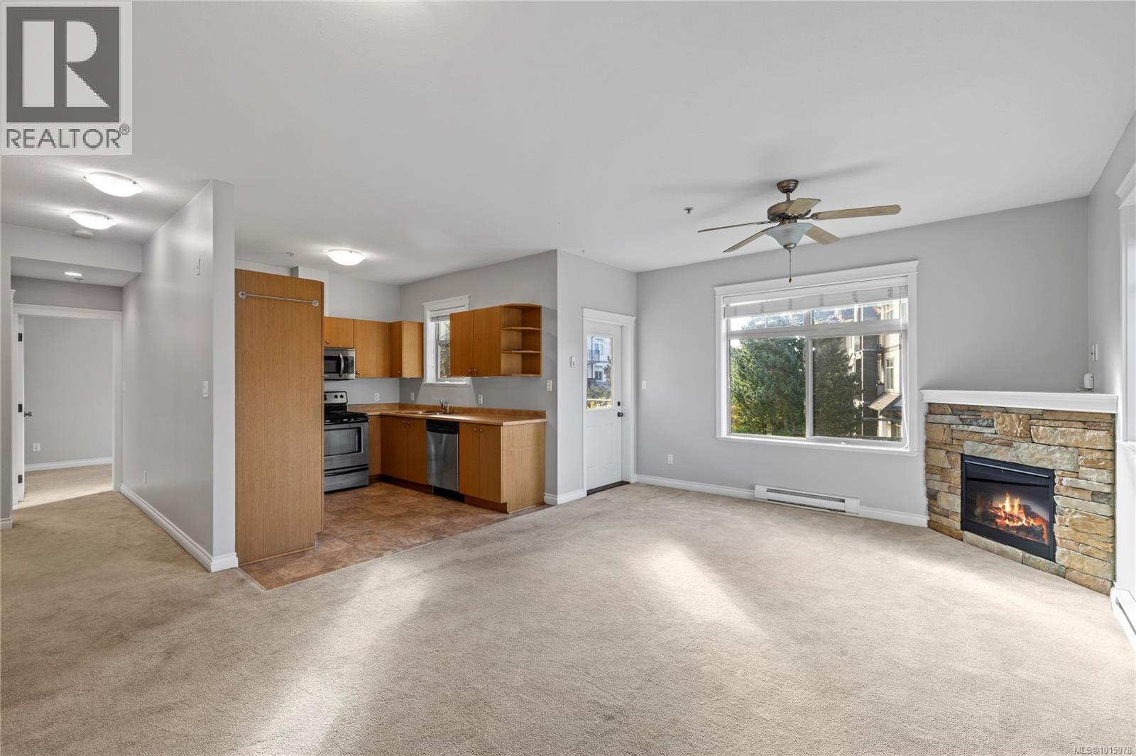 2115 Meredith Rd Unit 206 Rd, Nanaimo, BC V9S 2N2