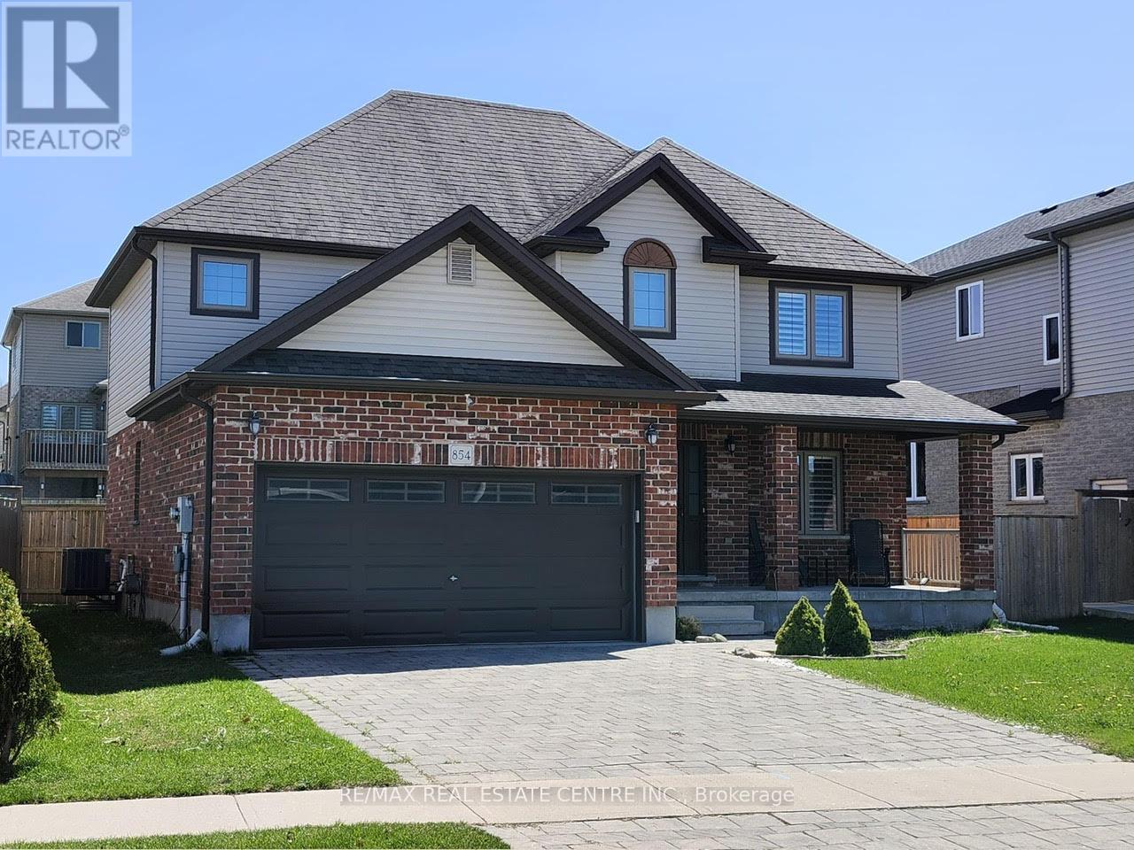 854 Springbank Ave N, Woodstock, ON N4T 1V8