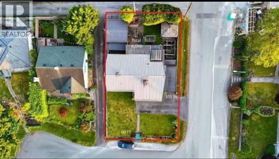 4646 Charlotte Ct, Burnaby, BC V5G 2R8