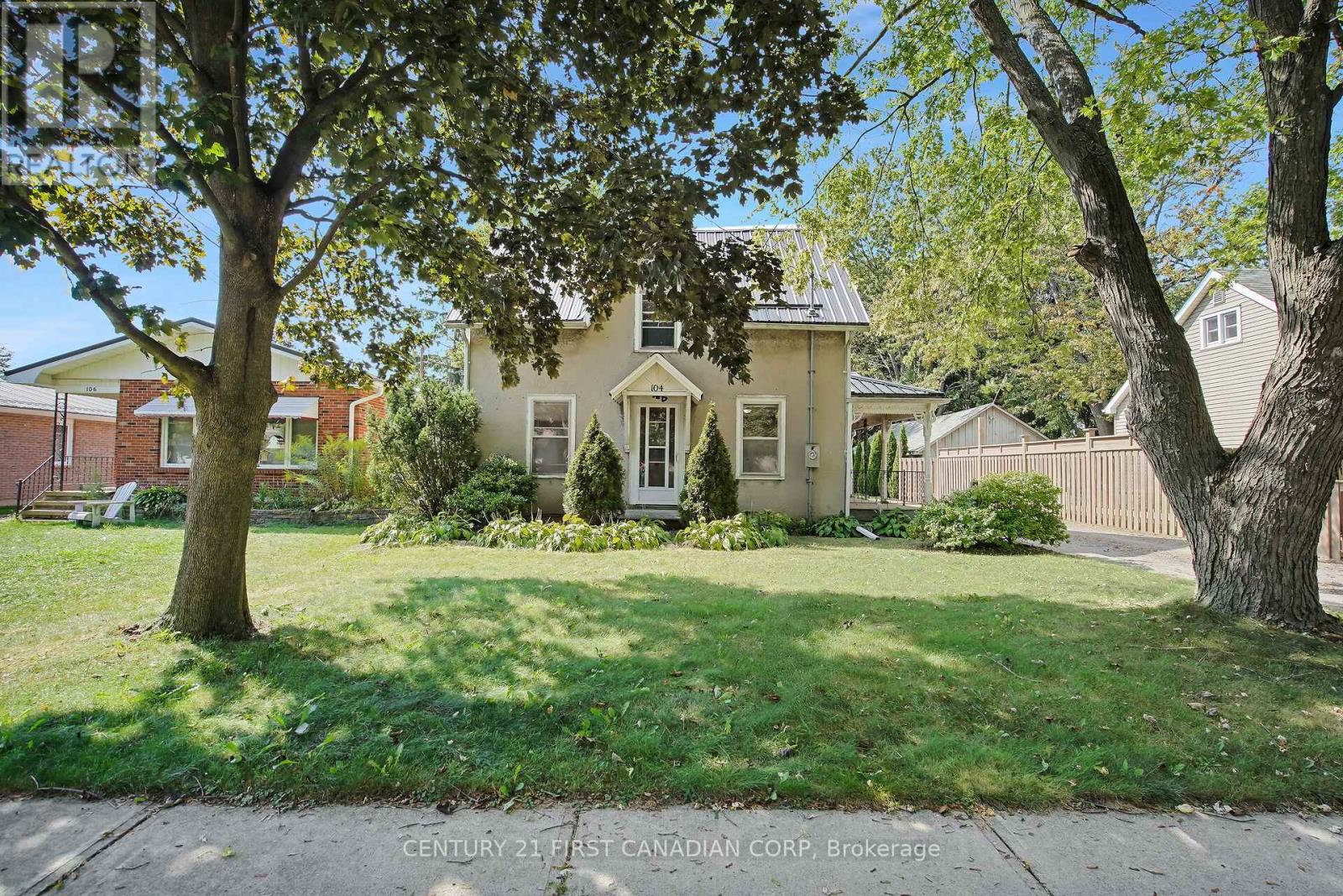 104 St Andrew St, Aylmer, ON N5H 2N3