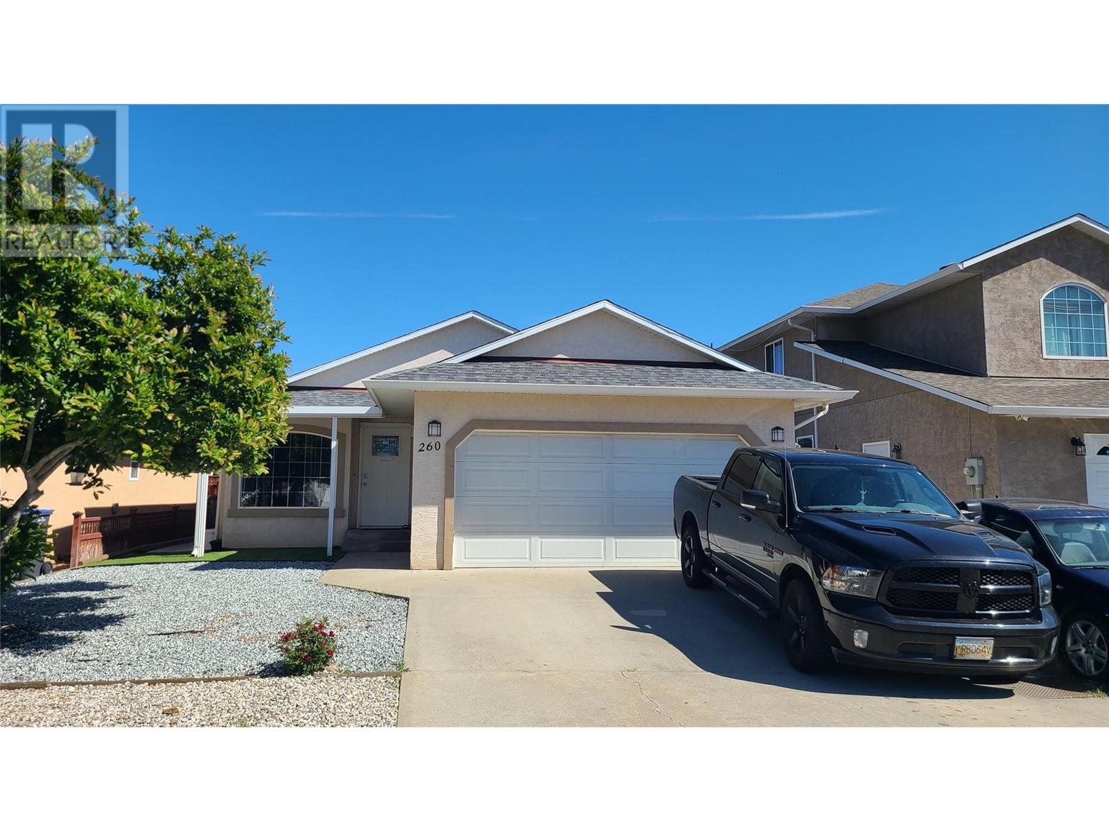260 Willows Pl, Oliver, BC V0H 1T4