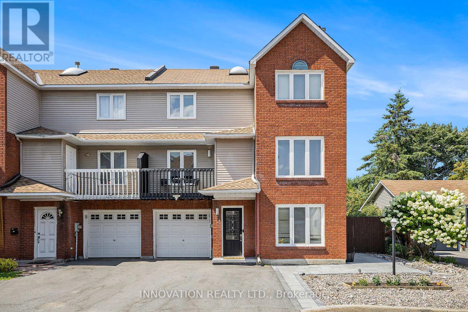 7 Berton Pl, Ottawa, ON K2L 3R7