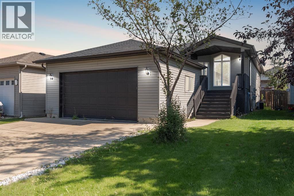 236 Crown Creek Ln, Fort Mcmurray, AB T9K 2T9