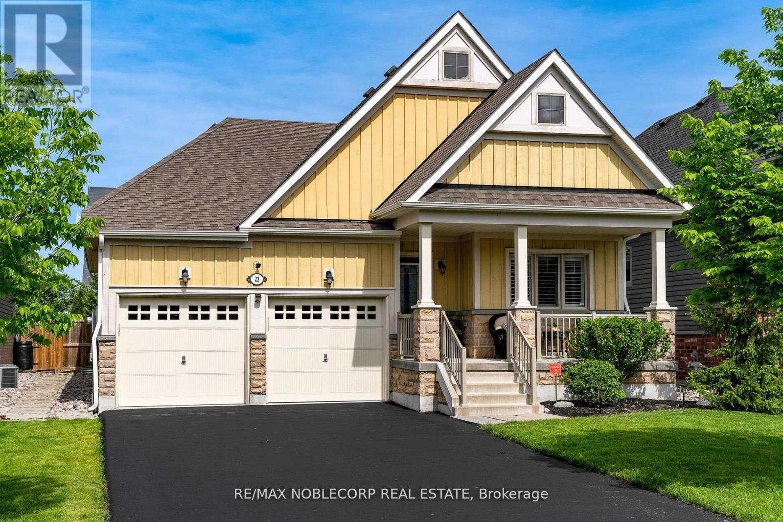 22 Hughes St, Collingwood, ON L9Y 3Z1