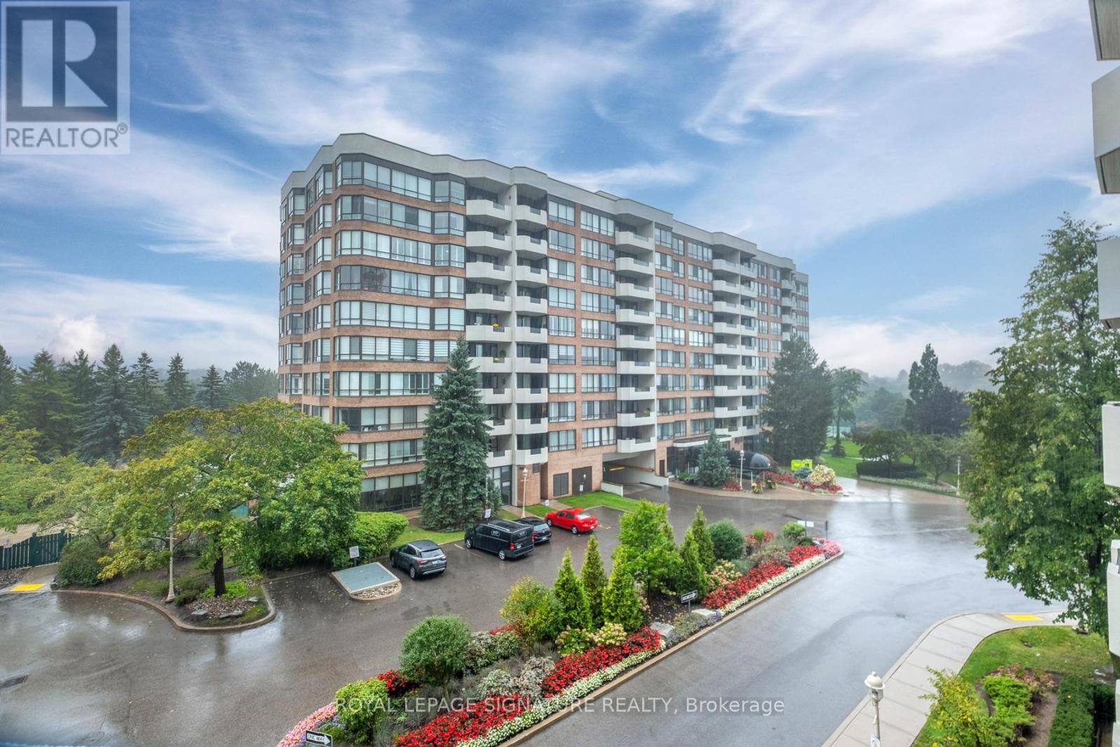 422 25 Austin Dr, Markham, ON L3R 8H4