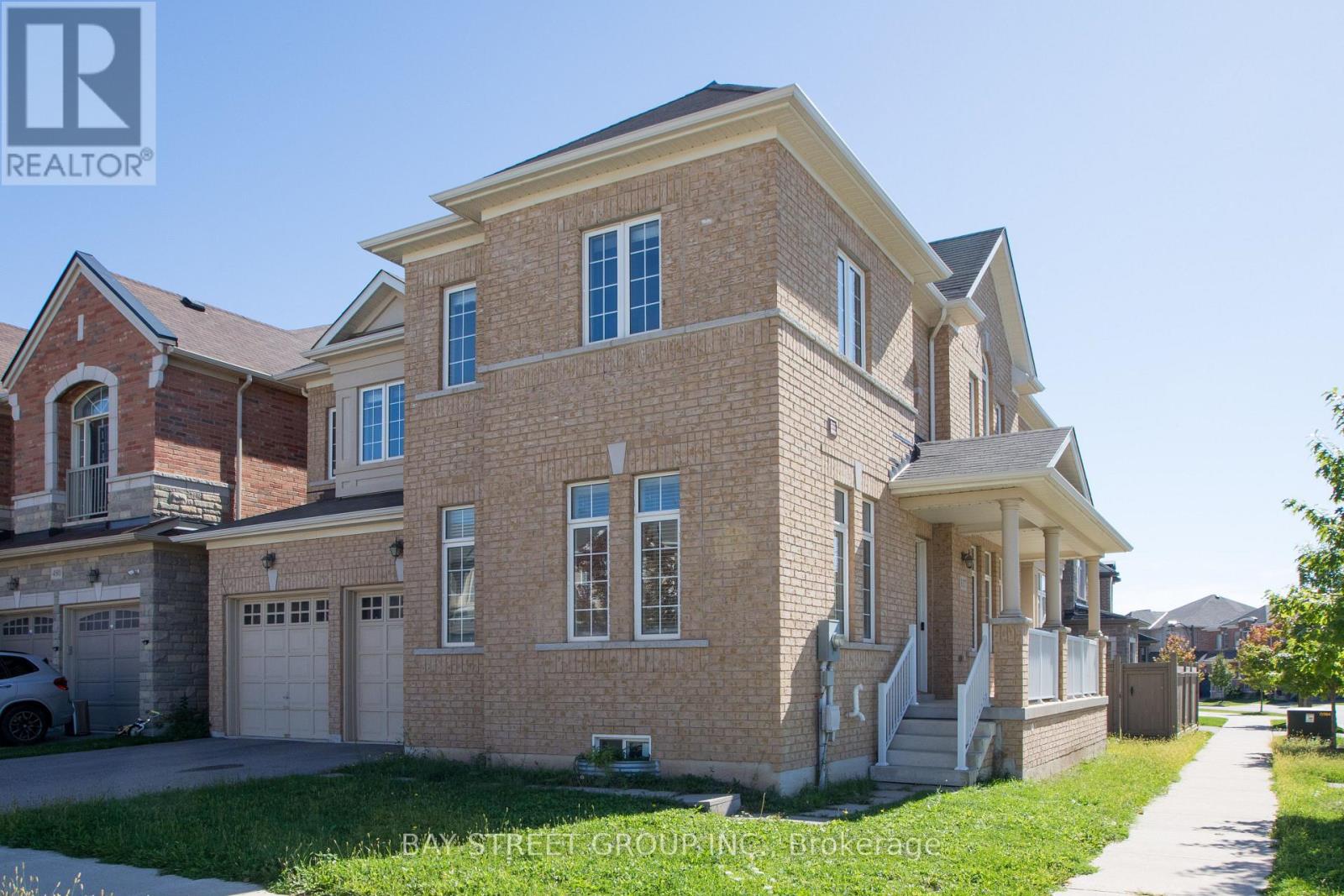 3127 Streamwood Pass, Oakville, ON L6H 0T2