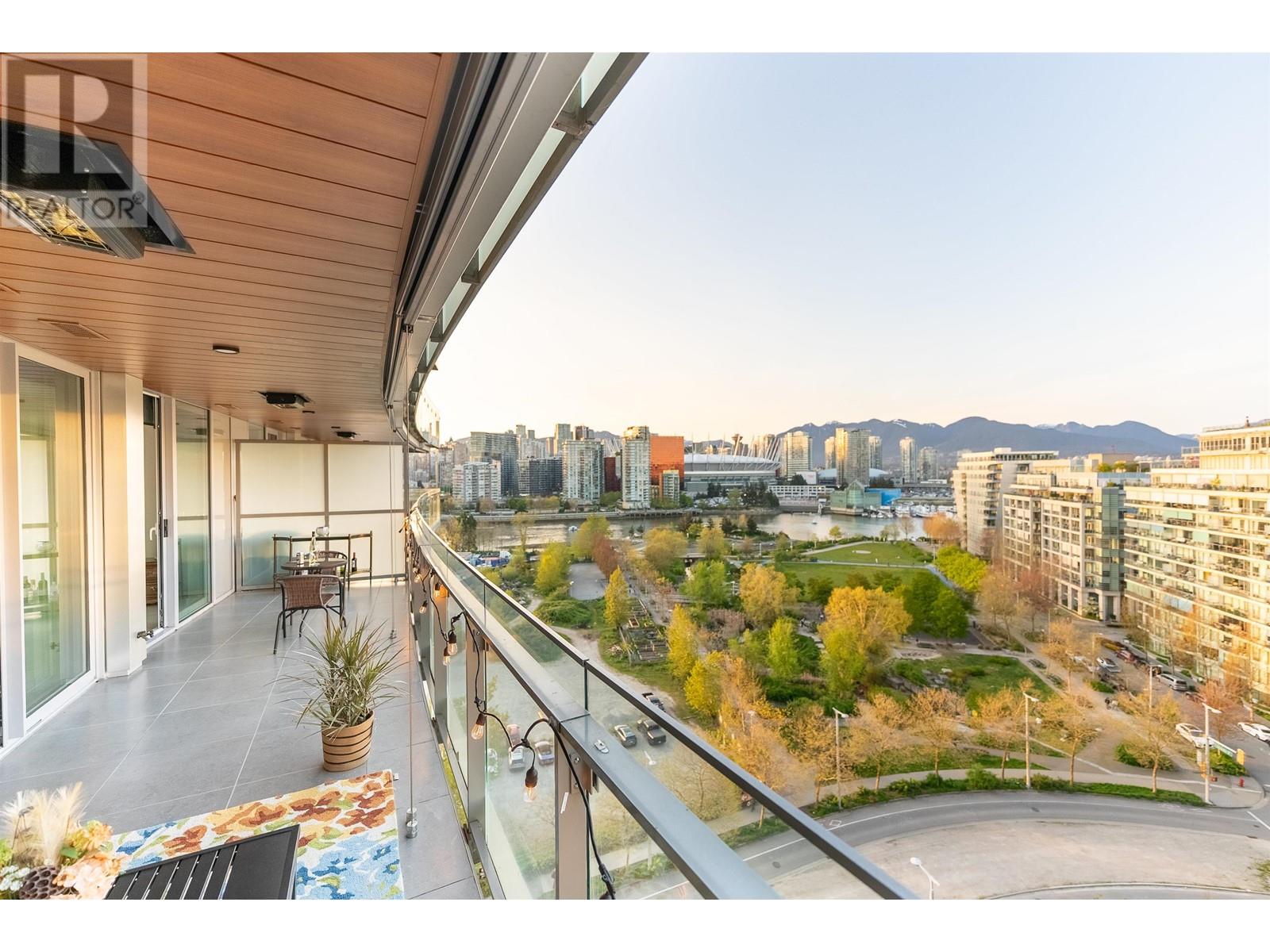 1768 Cook Street Unit 1308, Vancouver, BC V5Y 0N3