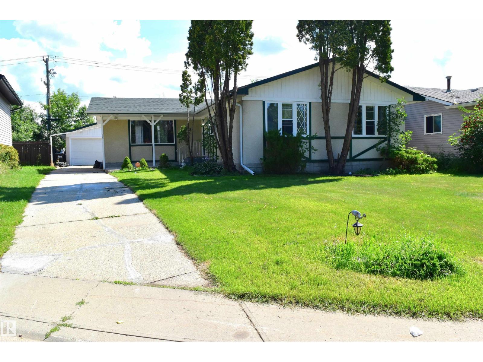78 Ivy Cr, Sherwood Park, AB T8A 1W4