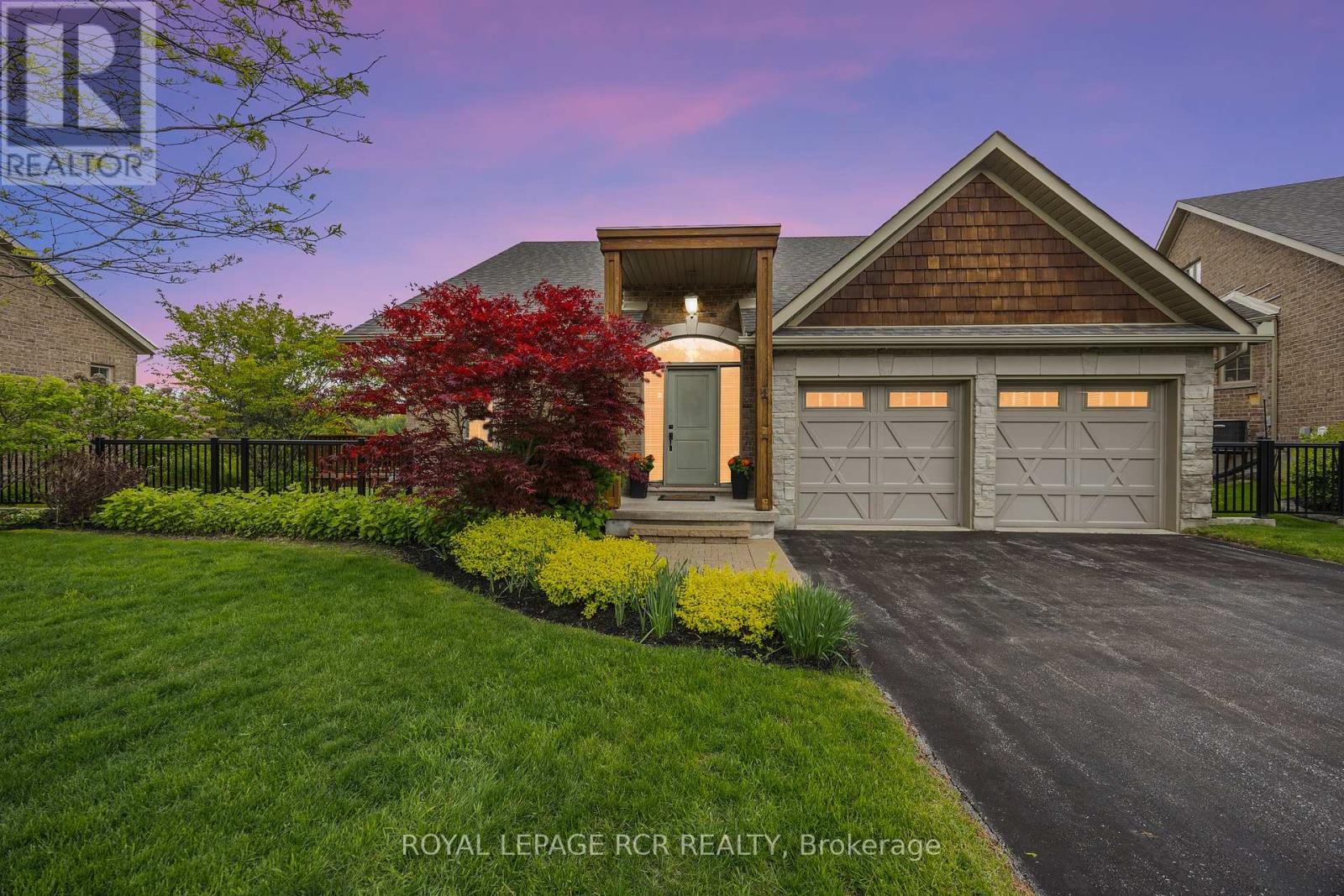4 1 Reddington Dr, Caledon, ON L7E 4C4