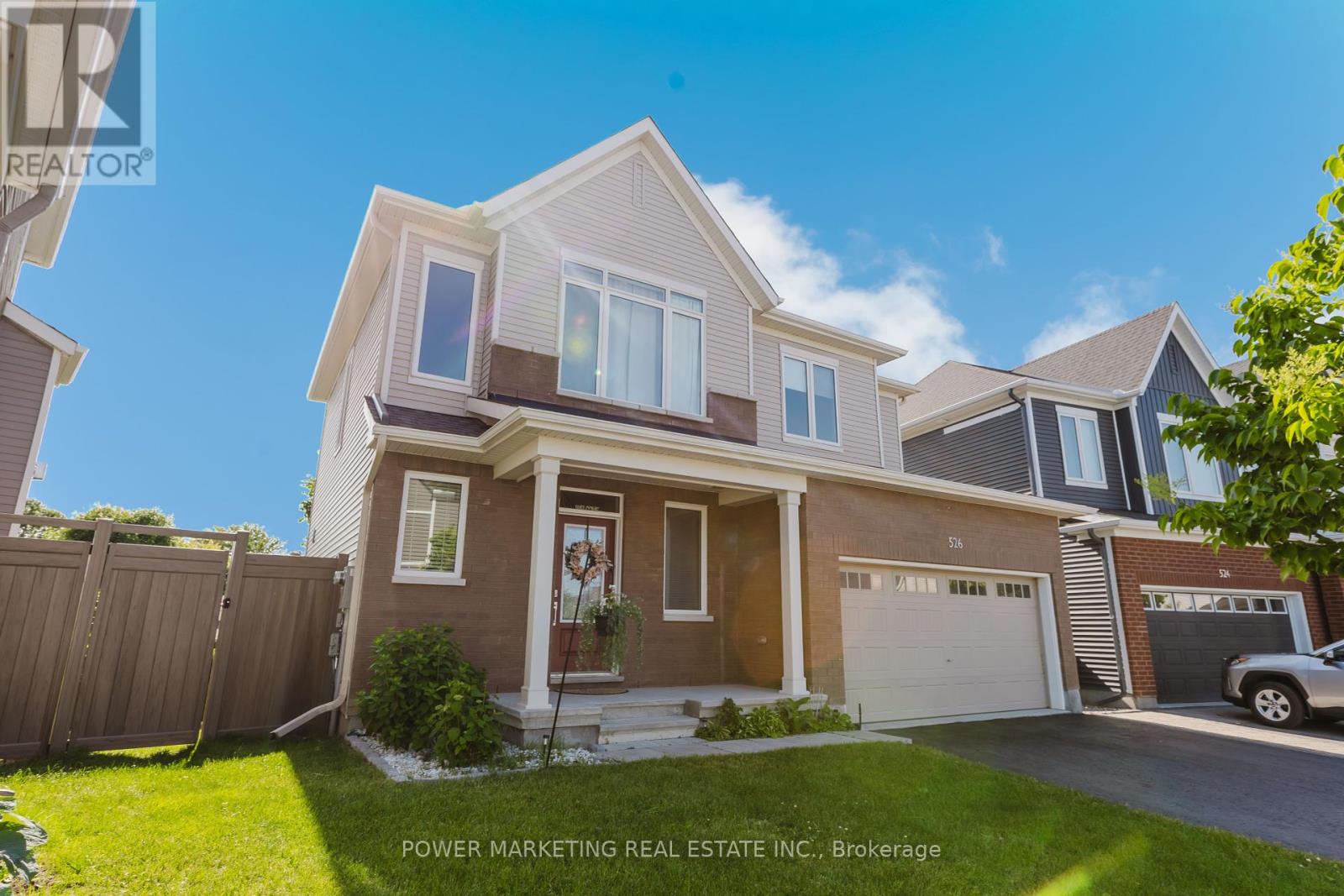 526 Ponthieu Cir, Ottawa, ON K1W 0N4