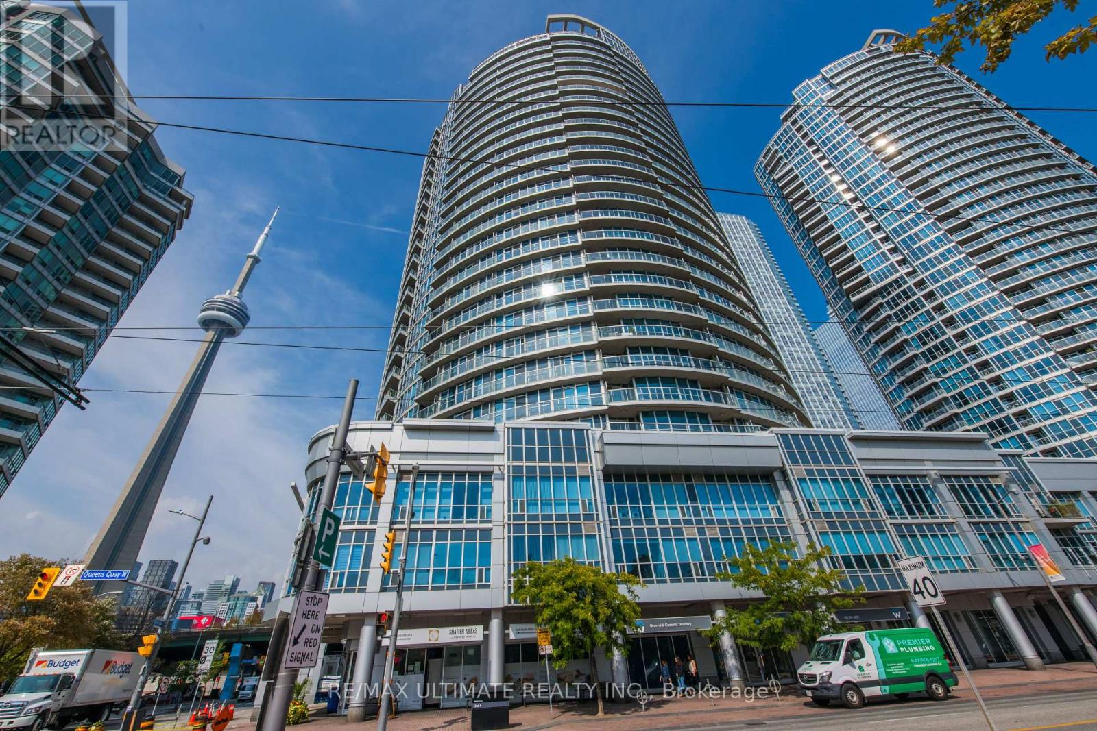 2305 218 Queens Quay W, Toronto, ON M5J 2Y6