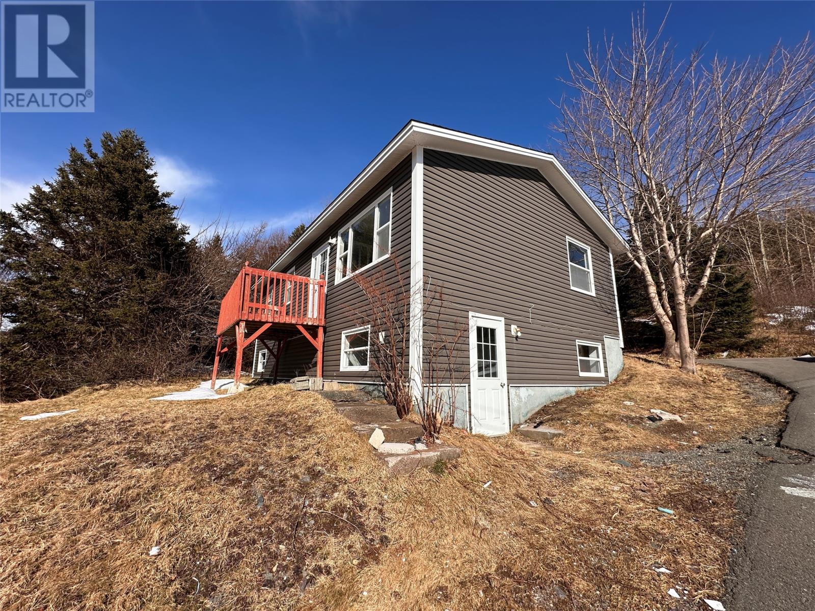 76 Atlantic St, Marystown, NL A0E 2M0
