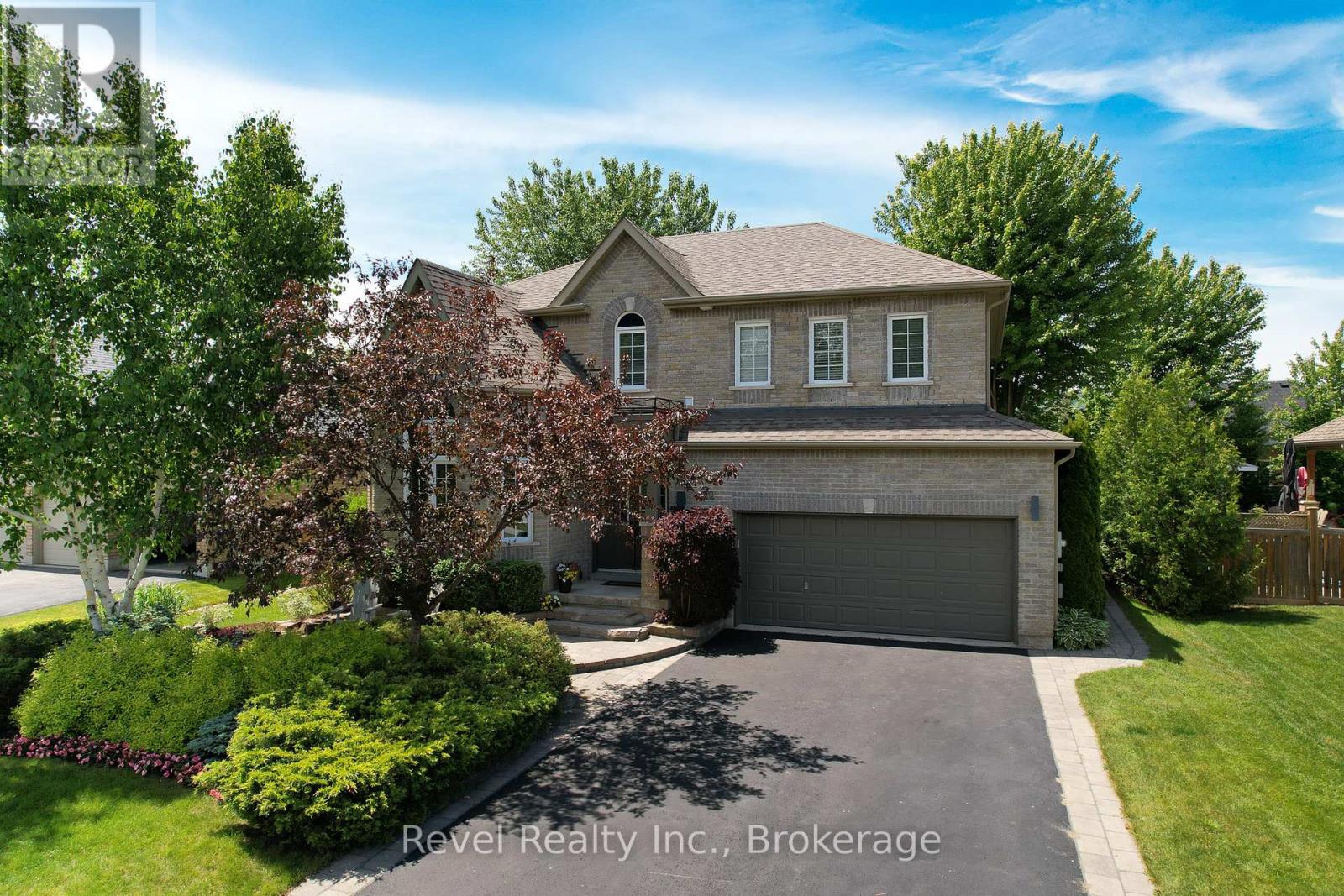 22 Kells Cres, Collingwood, ON L9Y 0A8