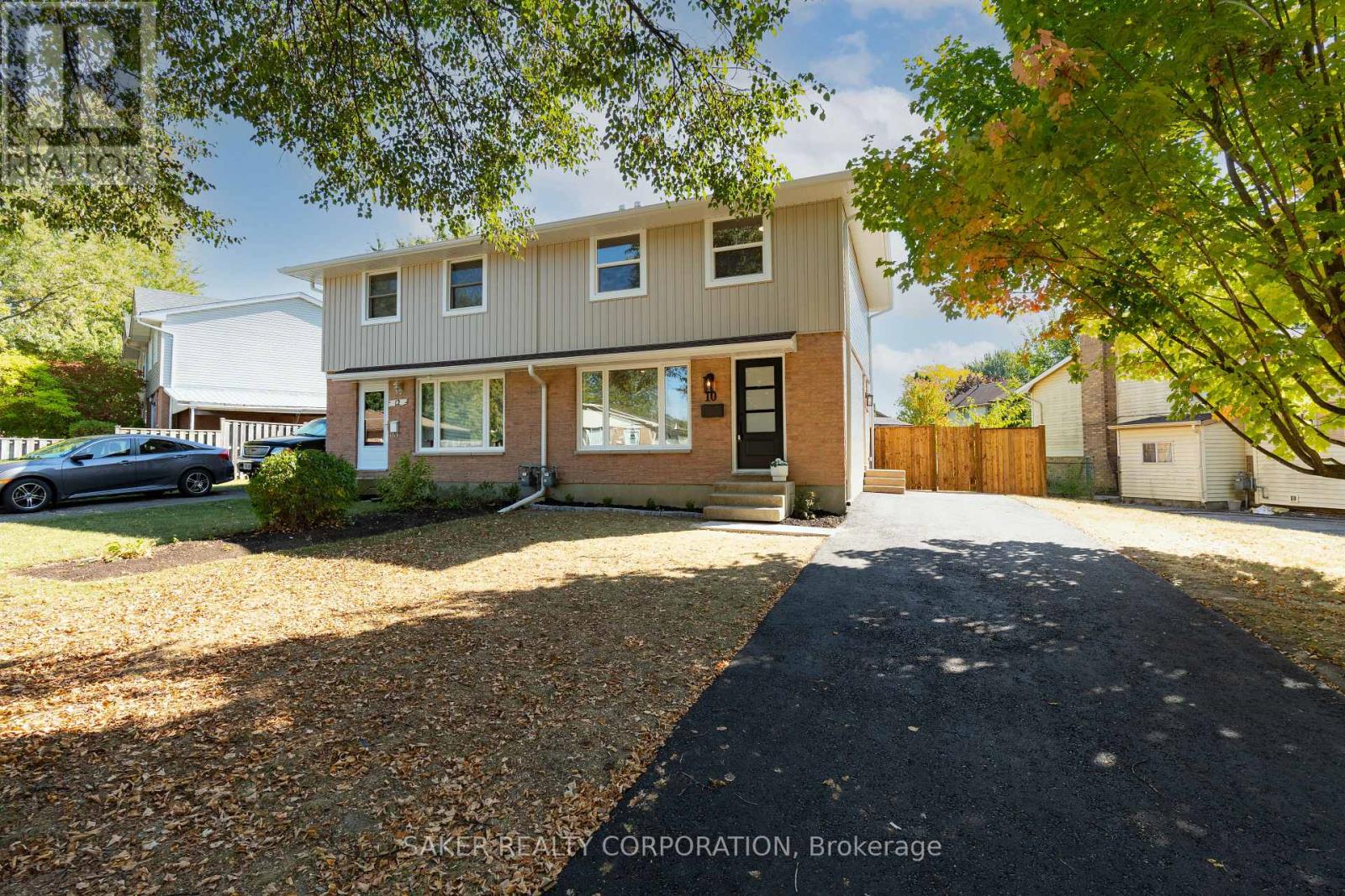 10 Edgemere Cres, London, ON N5Z 4M5