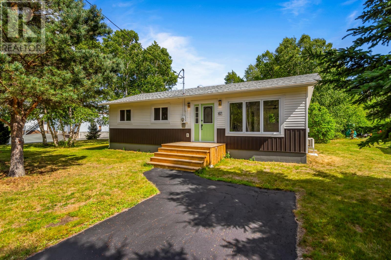 67 Tilleys Rd, Clarenville, NL A5A 1Z3