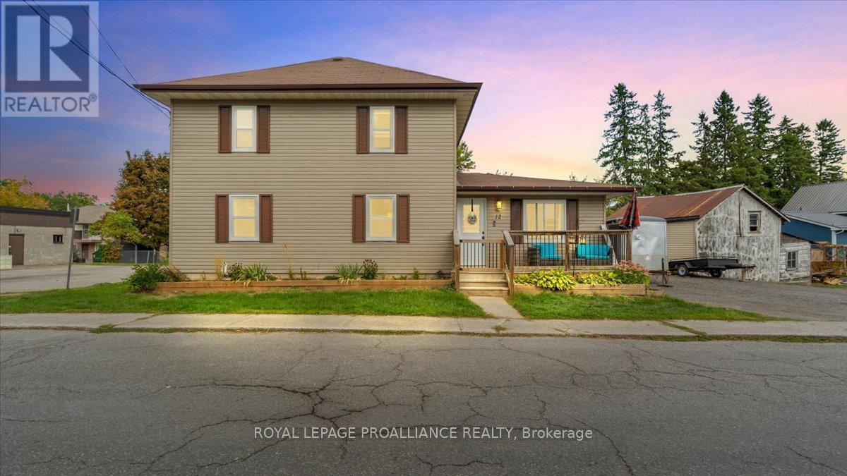12 Scott Ave, Quinte West, ON K0K 2C0