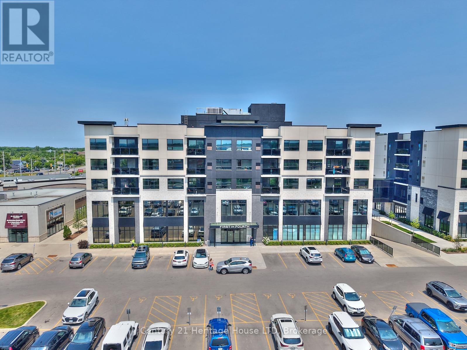 304 300g Fourth Ave, St. Catharines, ON L2S 0E6