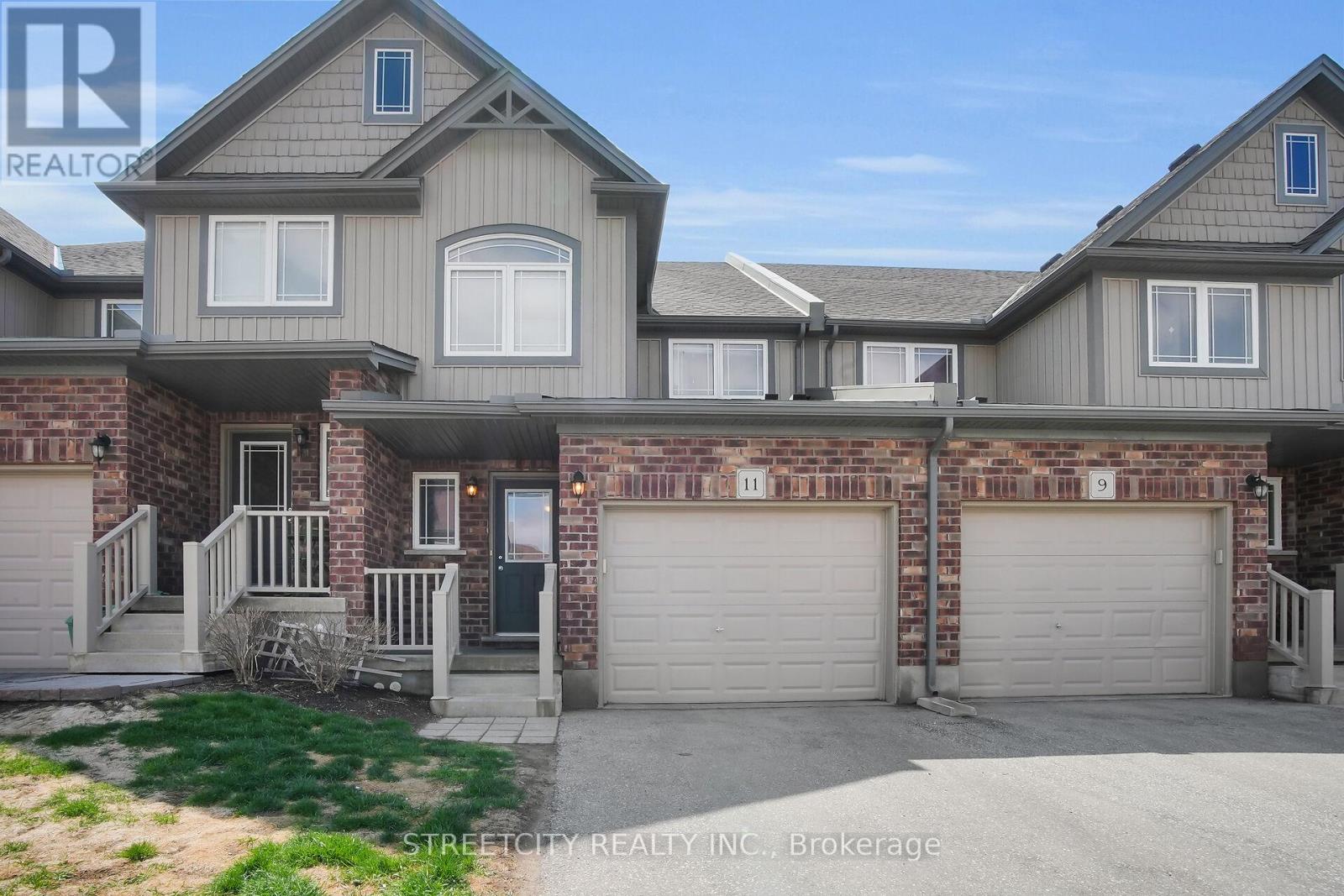 11 1220 Riverbend Rd, London, ON N6K 0B4