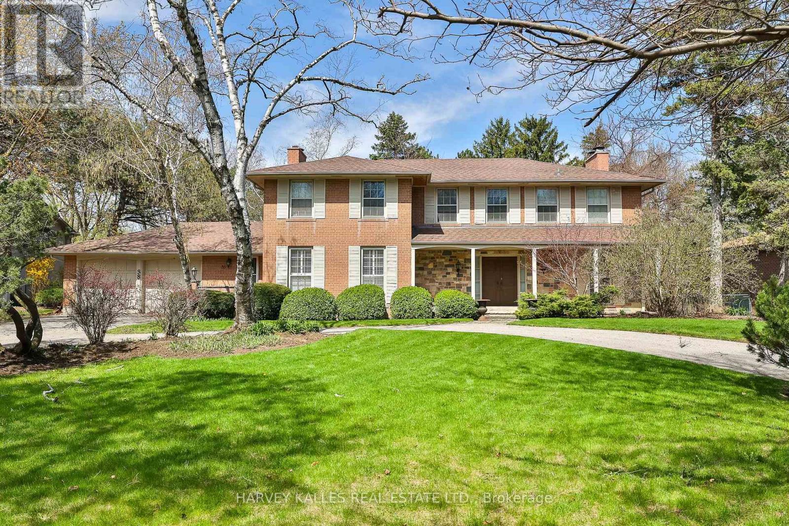 38 Fifeshire Rd, Toronto, ON M2L 2G6