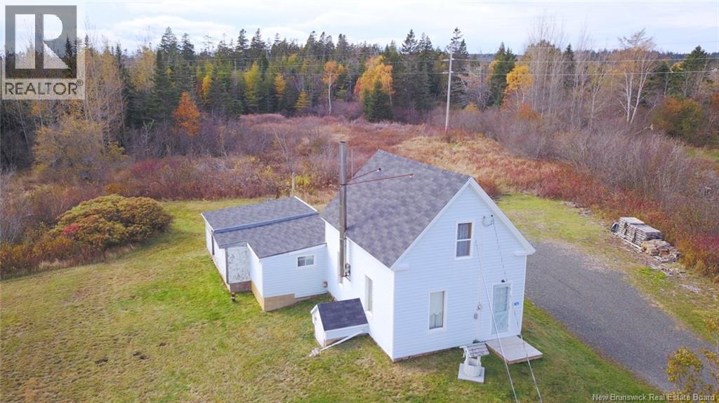 16 Ingalls Head Rd, Grand Manan, NB E5G 3G2
