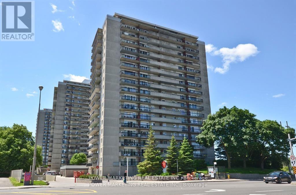 1604 158b Mcarthur Ave, Ottawa, ON K1L 8E7