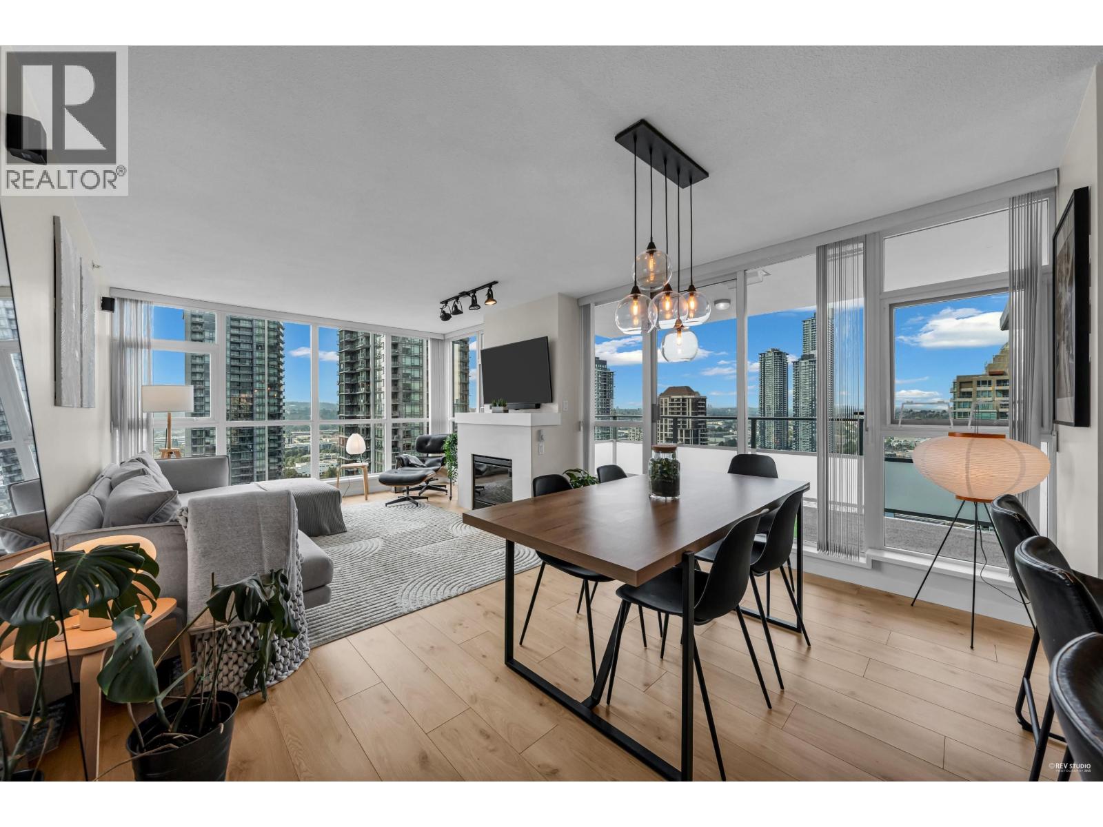 4400 Buchanan Street Unit 2205, Burnaby, BC V5C 0E3