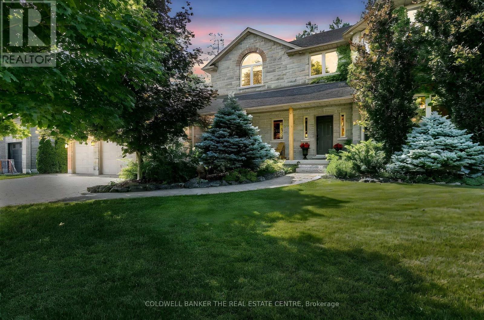 35 Reillys Run, Springwater Minesing, ON L9X 0H6
